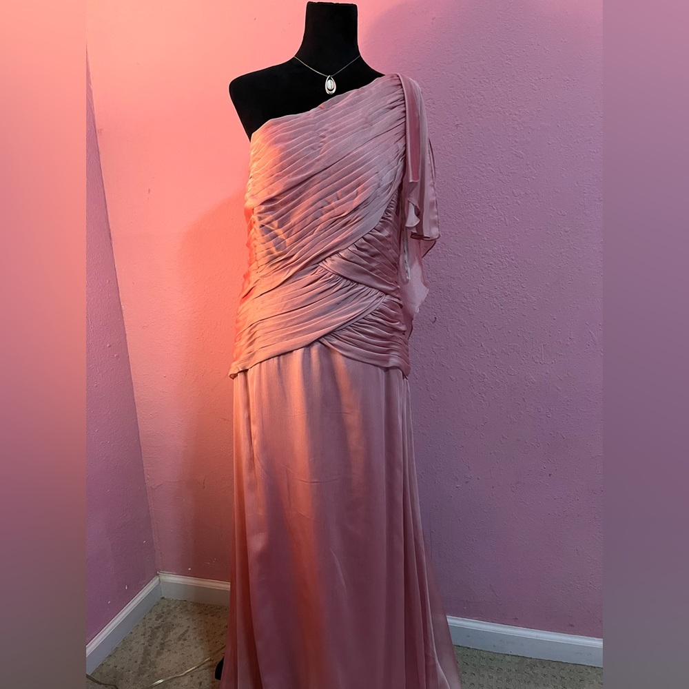 Jade Formal Roman Style One-Shoulder Evening Gown in Rose Petal Pink